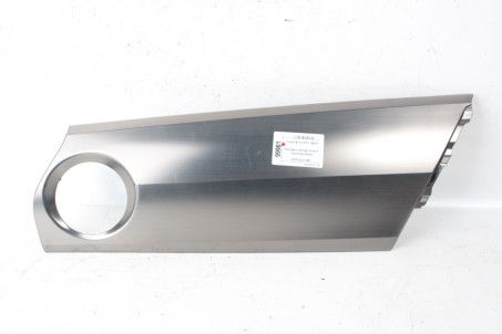 Накладка торпедо права під повітропровід Toyota Auris 2012-2020 5547002070B1 (99901)