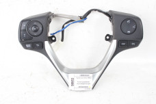 Кнопки керування мультимедіа на кермо Toyota Auris 2012-2020 8425002330C0 (99953)